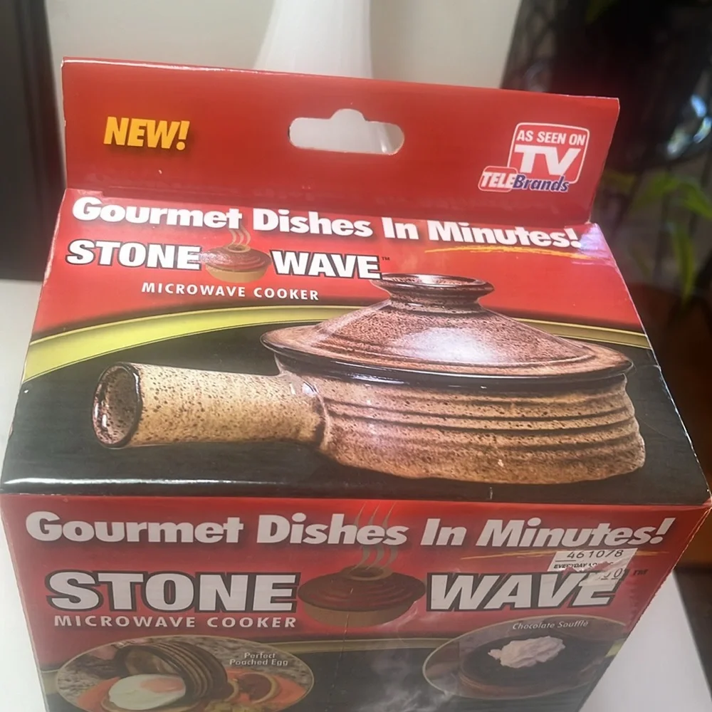 Stone Wave Microwave Cooker New in Box